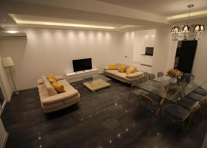 Super Luxury Apartments